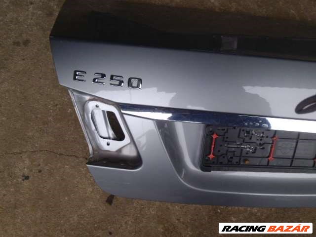 mercedes benz e 250 sedan csomagtérajtó 2009 es (w212) 10. kép
