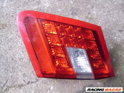mercedes E  2009 es (w212) jobb oldali hátsó lámpa (csomagtérfedél)