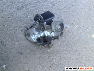renault megane 1,   1998    motortér zár   