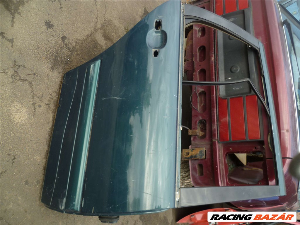 mercedes kombi 1995   jobb hátsó ajtó  zöld    202 VAGY 210  13. kép