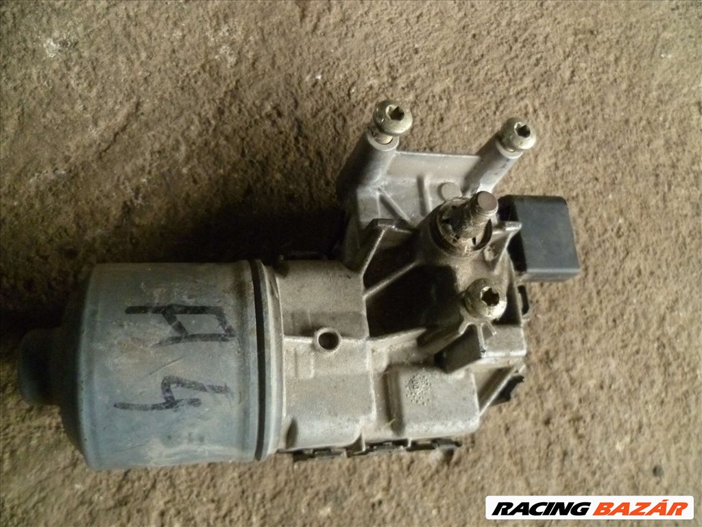 audi a4   B6  első ablaktörlő motor 8E1 955 119 2. kép