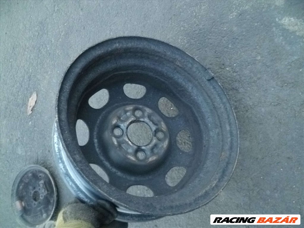  VW   4x100 lyukosztású 4,5JJ 13" használt (gyári felni) lemezfelni 3. kép