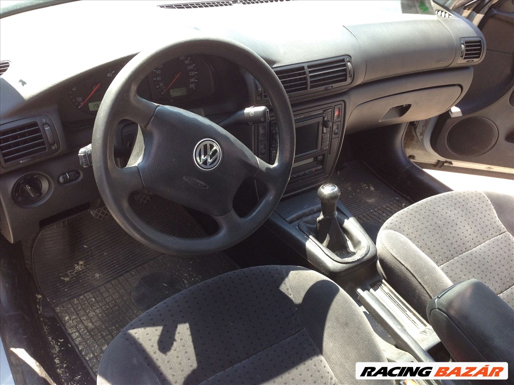 Volkswagen Passat Motor 2.5 TDi Dízel AKN 4. kép