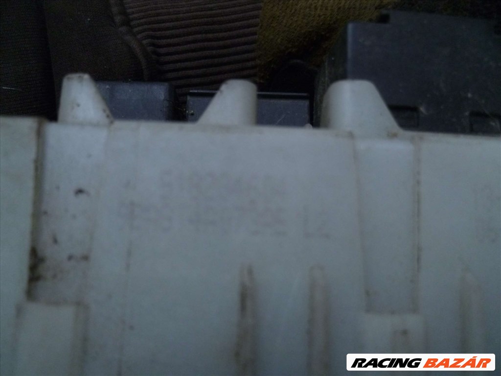ford focus MK1   1998 1,4 16v     biztosítéktábla  4. kép