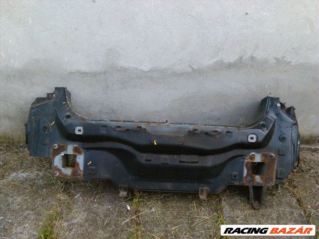 Mazda 3 Bk Hátfal 2003-2009. 2. kép