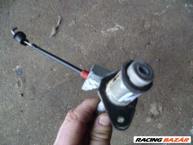 ford KA   2001    csomagtérajtó zárbetét (kulcs nincs) 6. kép