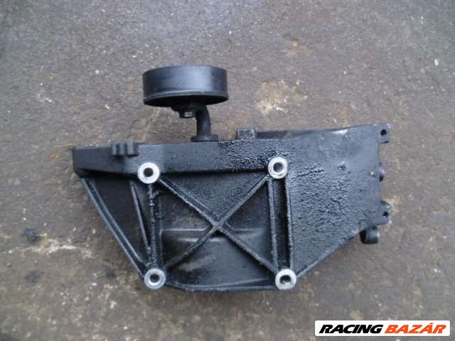 audi a6 c4 1,9 tdi 1997   generátor és klímakompresszor tartóbak  3. kép