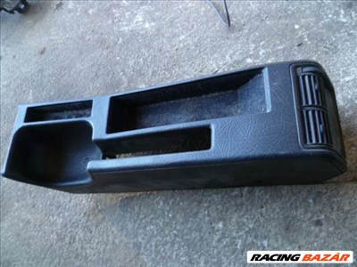 audi a6 c4   1997   kézifék alatti  box  kardánbox