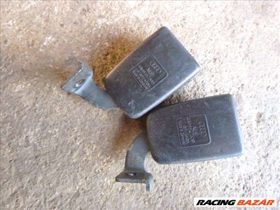 AUDI A6 C4  KOMBI 5.6.  ÜLÉSHEZ  biztonsági öv csat 