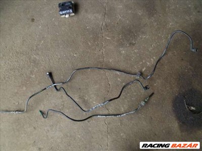 renault clio 2001  1,2 benzincső