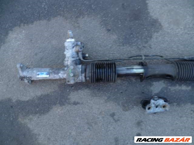 audi a6 c4   1997   JOBB KORMÁNYOS  szervós     kormánymű 4A2422065 AJ 2. kép