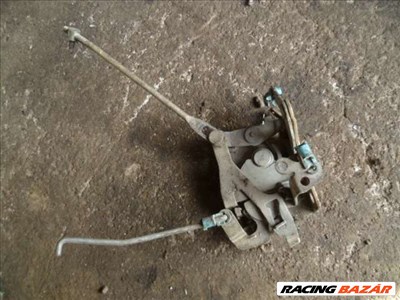  mazda jobb oldali ajtózár