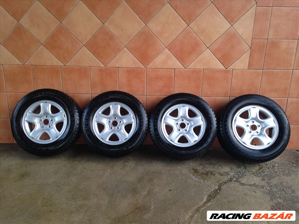 TOYOTA RAV-4 16" LEMEZFELNI 5X114,3 TÉLI 215/70R16 GUMIKKAL OLCSÓN! 1. kép