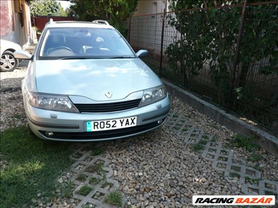Renault laguna 2002-es kombi első hátsó lökhárító hibátlan állapotban szép fényezéssel