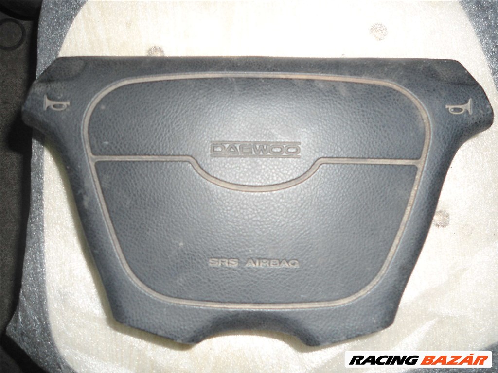 Daewoo Nexia 1992-től légzsák 4. kép