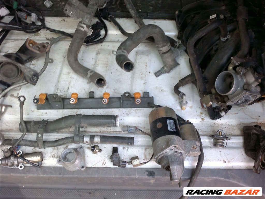 suzuki 1.3 vvti m13a 94 le motor alkatrészei  1. kép