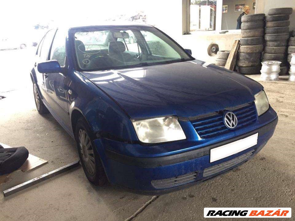 Vw Bora 1.6 BCB bontás motor,váltó,homlokfal,lökhárító,motorháztető 4. kép