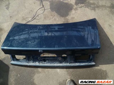 audi a6 c4   1997    sedan csomagtérajtó sérült zöld