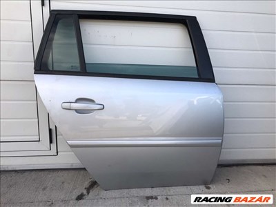 Opel Vectra C kombi bontott jobb hátsó ajtó