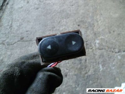 fiat punto 1    1997    ablakemelő kapcsoló