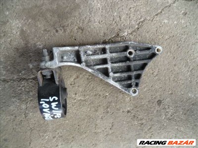 suzuki swift  1997 1,0 váltótartó  