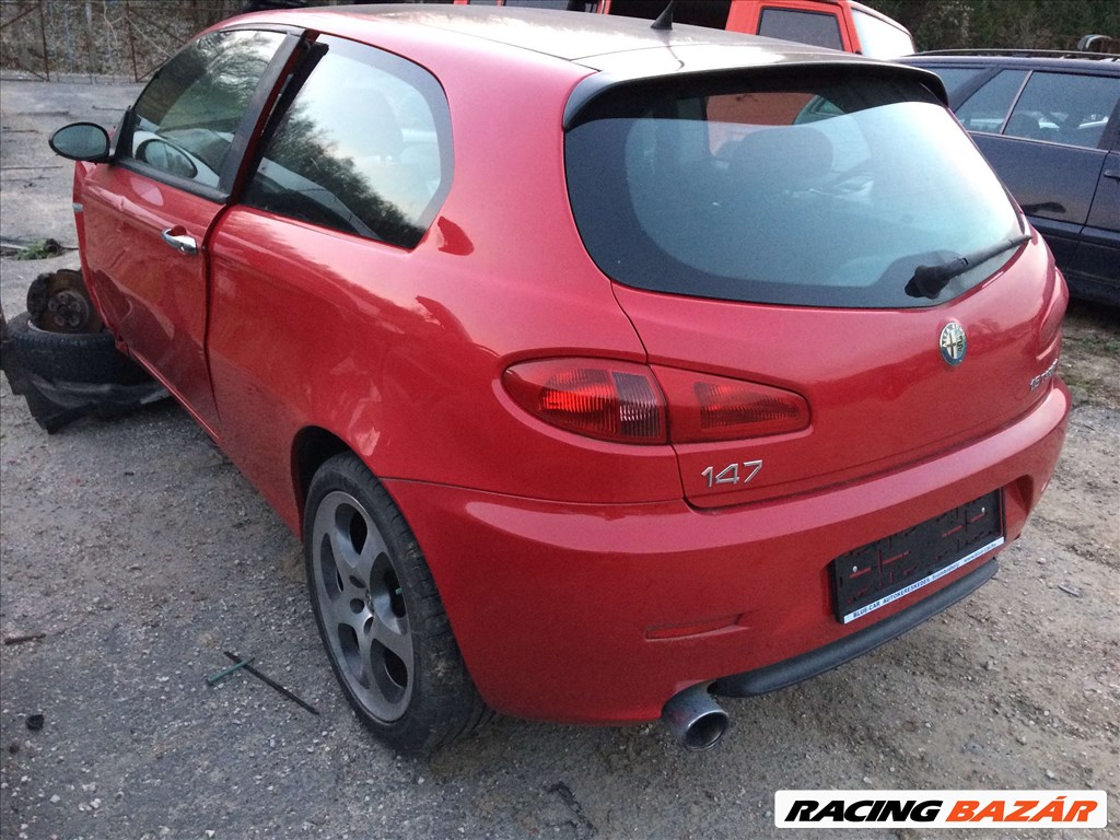 Alfa Romeo 147 Bontott Alkatrész Alkatrészek 1.6 Benzin 2006 Évjárat 4. kép