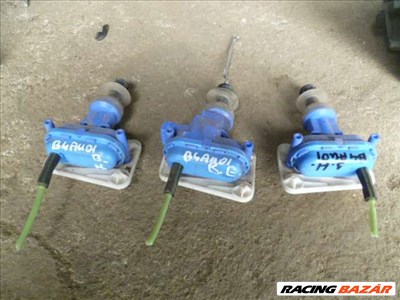 audi 80 b3-b4  központi zár vákuum motor 