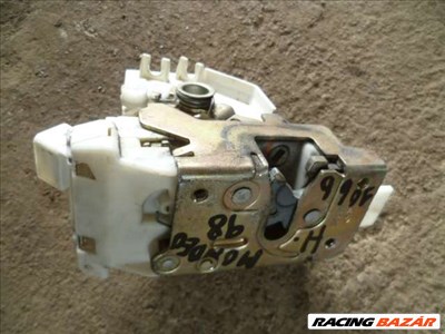 ford mondeo   MK2 1998  jobb hátsó ajtózár szerkezet 
