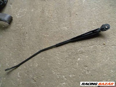 renault laguna   1   1998 jobb első ablaktörlő kar