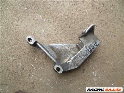 audi 80 b3 2.0 AAD   szervószivattyú tartóbak   026 145 531 026145531