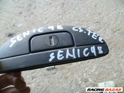 renault scenic 1998 csomagtérnyitó gomb külső  ( KULCS NINCS HOZZÁ )