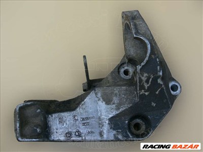 Opel Astra F 1991-2002 - tartóbak, motor, jobb oldali, jelölés: RH, szervokormányhoz és (vagy) gyári klímához