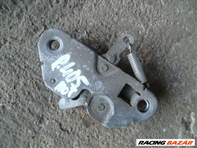 peugeot 405 motortér zár