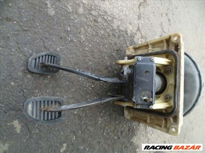 peugeot 405  2,0 benzin fékrásegítő devander 