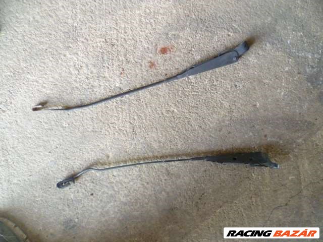 peugeot 405 első ablaktörlő karok 1. kép