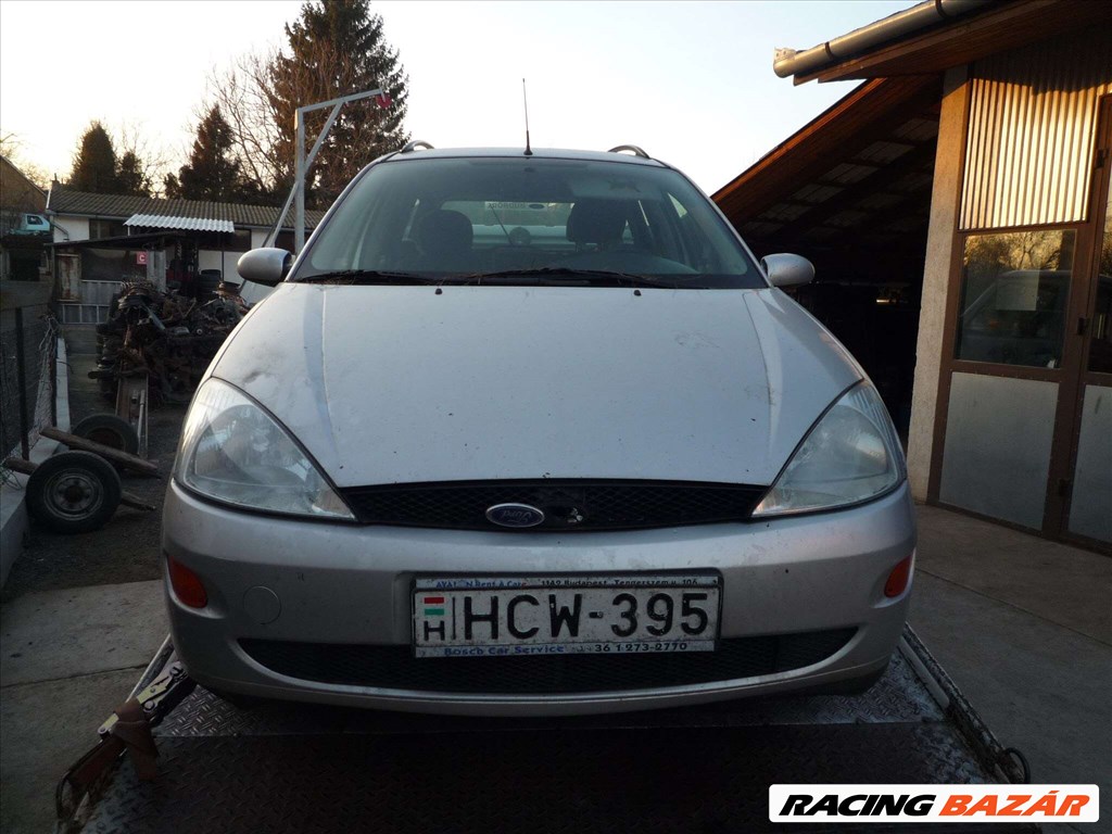 Ford Focus 1. generáció bontott alkatrészek 1. kép