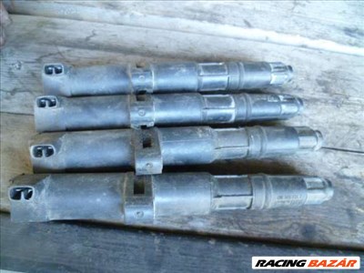 renault laguna     1998    2.0 gyújtótrafó BERU  7700 875 000