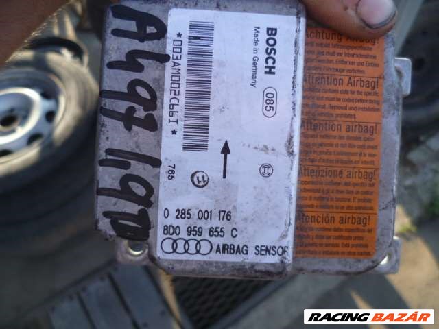 audi a4  B5   1997 légzsák indító 8D0 959 655 C 2. kép