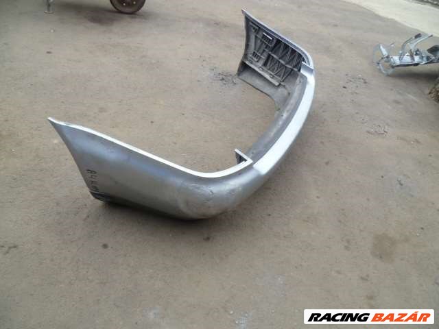 audi a4  B5   1997 kombi hátsó lökhárÍtó merevÍtővel, sérült 28. kép