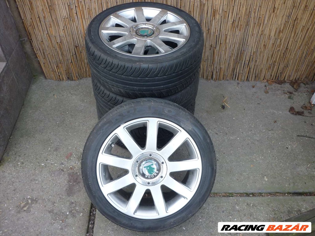 205/45 R16 Kumho nyári gumi alufelnivel eladó! 1. kép