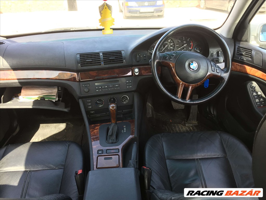 BMW 530d e39 kombi bontás,motor,automata váltó,leömlő,turbó,lökhárító,motorháztető 6. kép