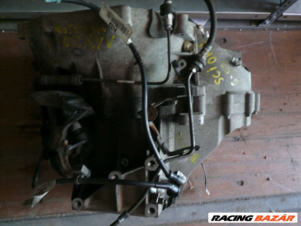 SCI Ford mondeo MK3 1,8 benzines 2004-es bontás kezdődik CFBA motor 25. kép