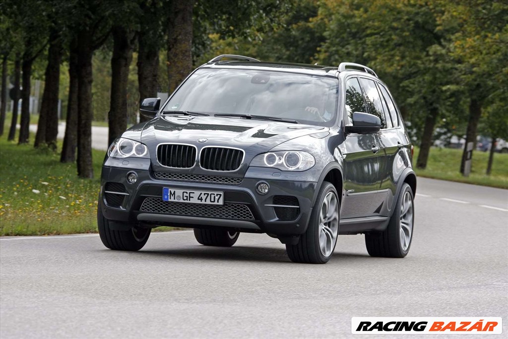 BMW E70  x5 gyári bontott hibátlan kormánymű kedvező áron kaphatók. 1. kép