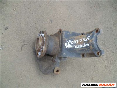 fiat ducato   1996 első kerékagy csonkállvány 2.5D   15-ÖS FELNIHEZ   