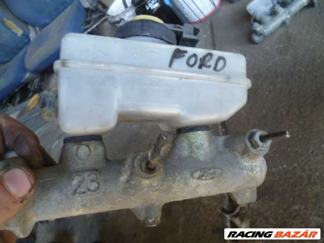 ford escort 1985          főfékhenger fékfolyadék tartállyal                    81AB2K478 2. kép