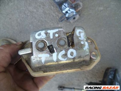 daewo tico csomagtérajtó alsó  zárszerkezet