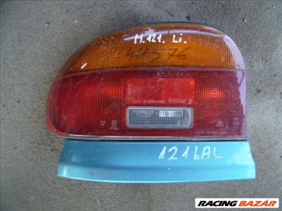 mazda 121  hátsó lámpa