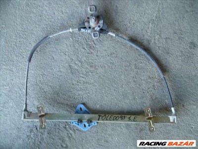 seat toledo   1996, 1L   jobb első ablakemelő szerkezet  manuális  