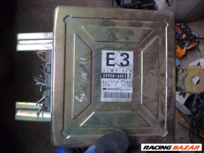 SUZUKI SWIFT  1993 1.0 G10A MOTORVEZÉRLŐ CSATLAKOZÓVAL   3392060E3   E3
