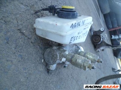 ford escort   1998 1,6 16v főfékhenger tartállyal